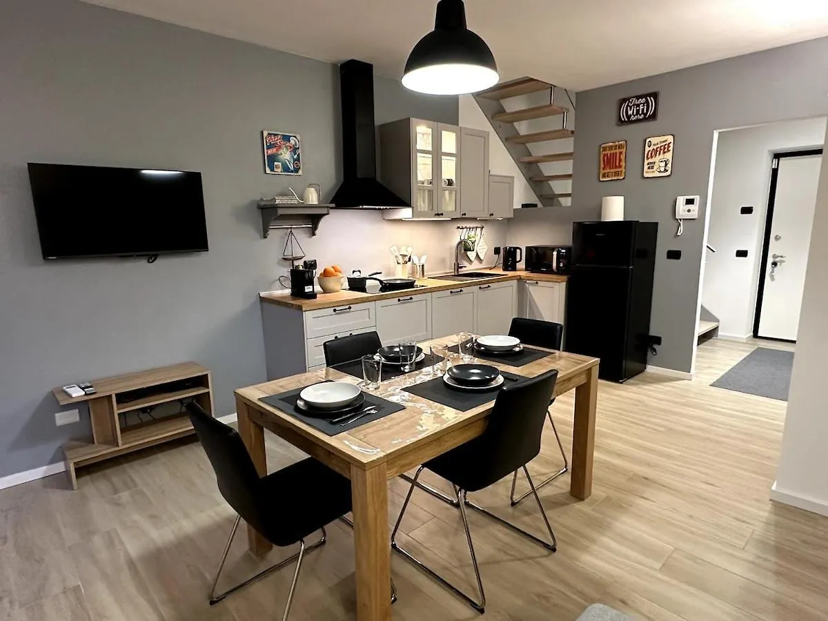 Holiday Home Il Pontile Gravedona 0*,